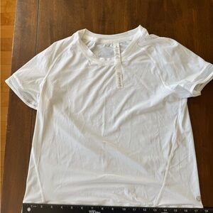 Rare, vintage Lululemon Athletica White Performance Tee size 2